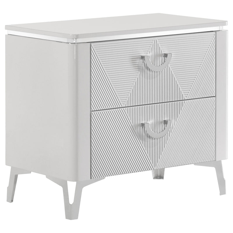 Cassia 4-piece Queen LED Bedroom Set White High Gloss - 215791Q-S4