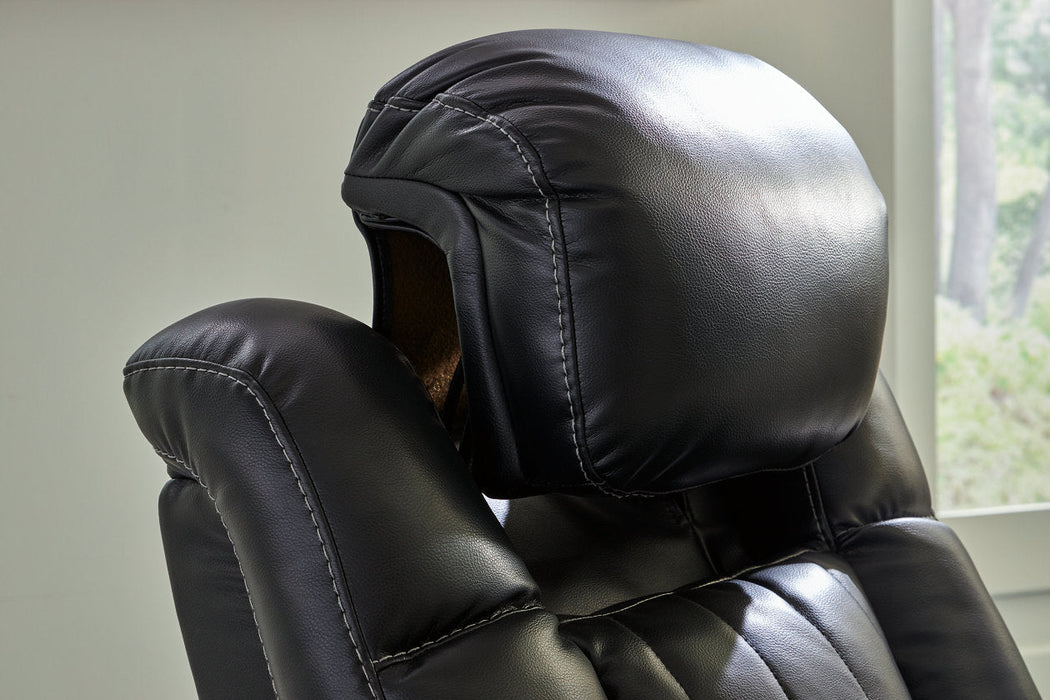 Caveman Den Midnight Power Reclining Living Room Set - Gate FurniturePower Reclining Living Room Set