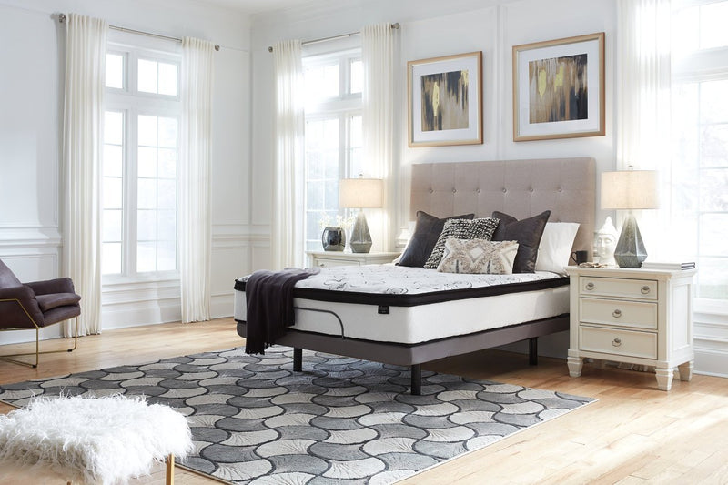 Chime 12 Inch Hybrid White Queen Mattress in a Box - Gate FurnitureQueen Mattress