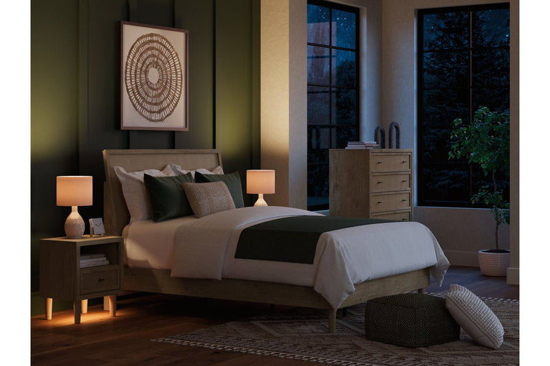Cielden Two - tone Queen Platform Bed - Lara FurnitureQueen Bed