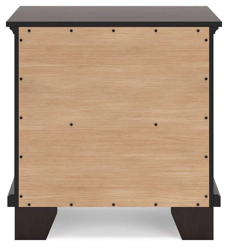 Covetown King Panel Bed with 2 Nightstands in Dark Brown from Ashley - Lara Furniture