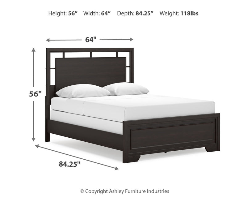 Covetown Queen Panel Bed with 2 Nightstands in Dark Brown from Ashley - Lara Furniture