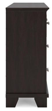 Covetown Queen Panel Bed with Dresser and 2 Nightstands in Dark Brown from Ashley - Lara Furniture