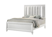 Cressida White Upholstered LED Panel Bedroom Set - Lara FurnitureBedroom Set
