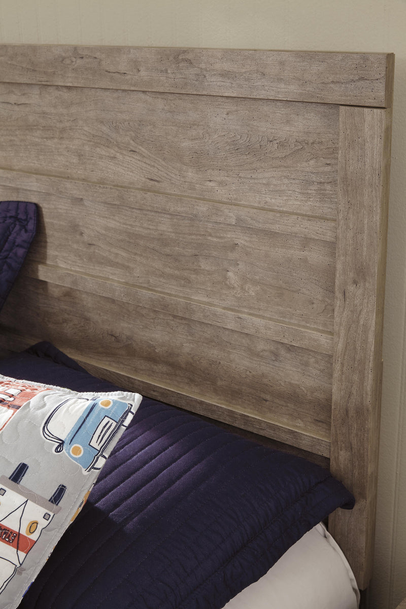 Culverbach Full Panel Bed with 2 Nightstands in Gray - PKG000731