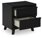 Danziar King Panel Bed, Dresser, Mirror and 2 Nightstands in Black - PKG015914