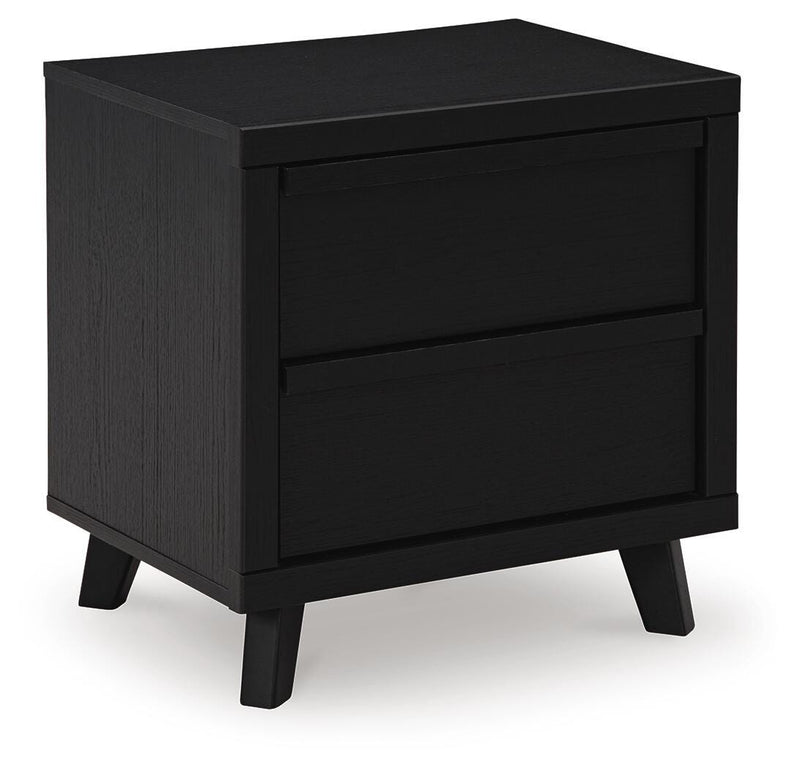 Danziar Queen Panel Platform Bed and 2 Nightstands - B1013B33