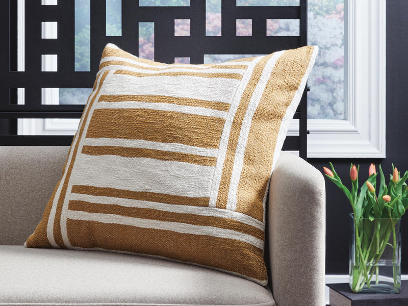 Darrman Ochre/Ivory Pillow (Set of 4) - A1001116
