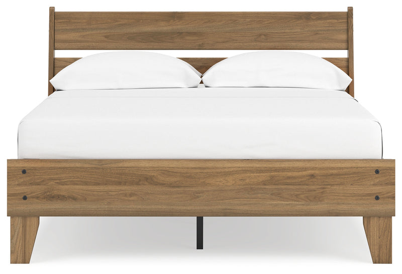 Deanlow Full Platform Panel Bed with 2 Nightstands in Honey - PKG017207