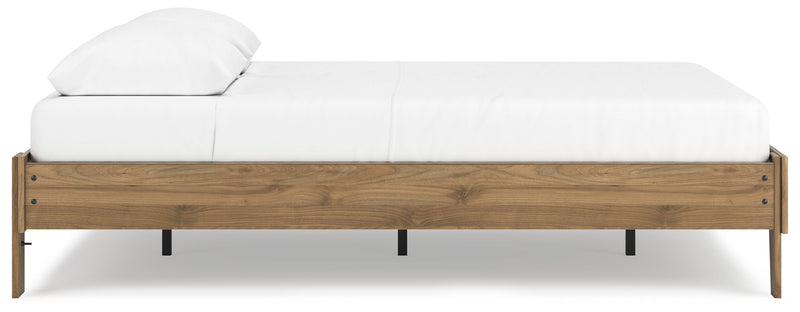 Deanlow Queen Platform Bed with Dresser, Chest and Nightstand in Honey - PKG017274
