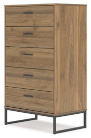 Deanlow Twin Panel Headboard with Dresser, Chest and Nightstand in Honey - PKG017176