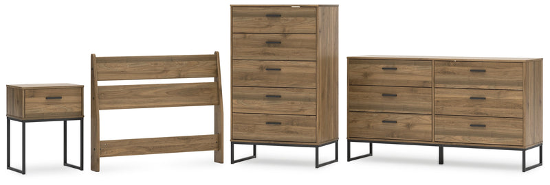 Deanlow Twin Panel Headboard with Dresser, Chest and Nightstand in Honey - PKG017176