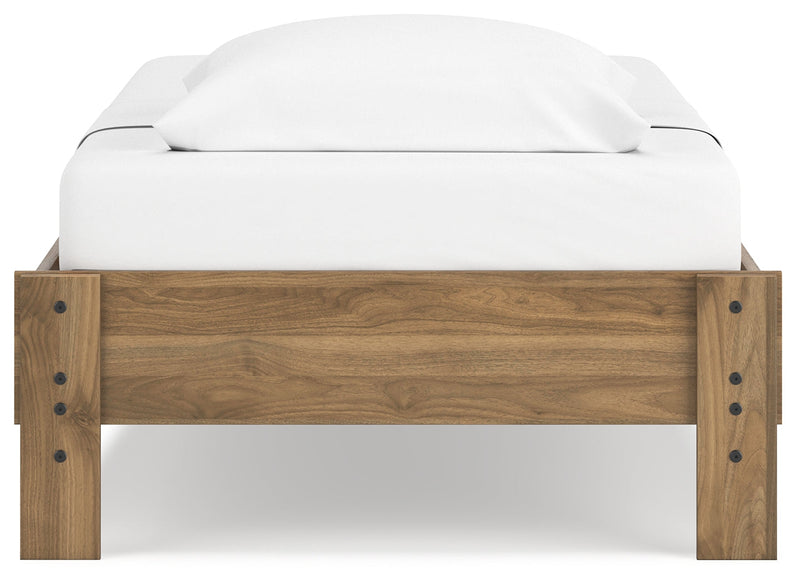 Deanlow Twin Platform Bed with Dresser and Nightstand in Honey - PKG017188