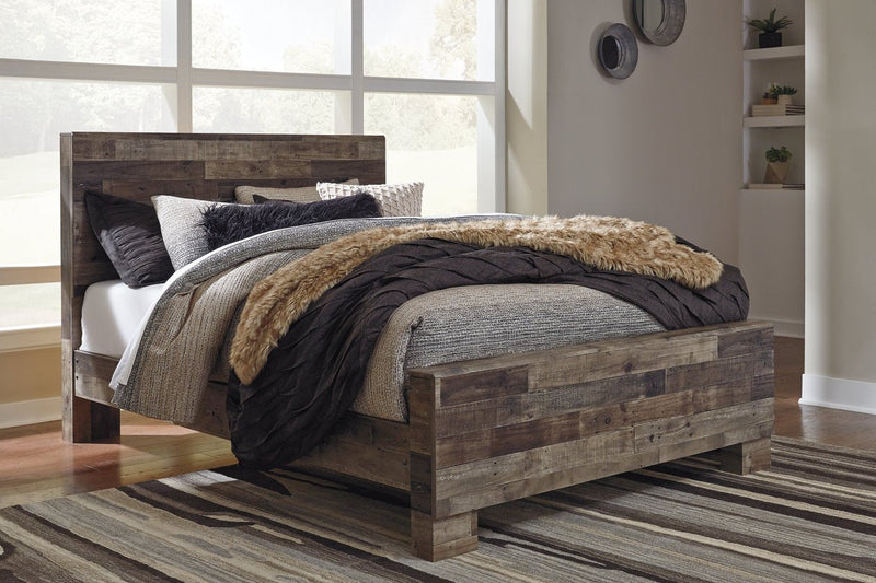 Derekson Multi Gray Queen Panel Bed - Gate FurnitureQueen Bed