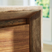 Dressonni Brown Chest of Drawers - B790-46