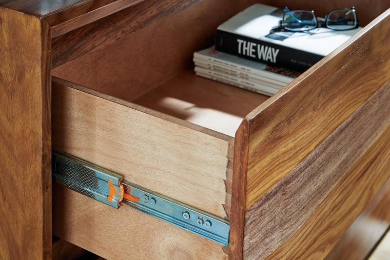 Dressonni Brown Dresser - B790-31