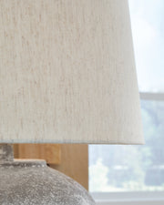 Dreward Table Lamp - Lara FurnitureTable Lamp