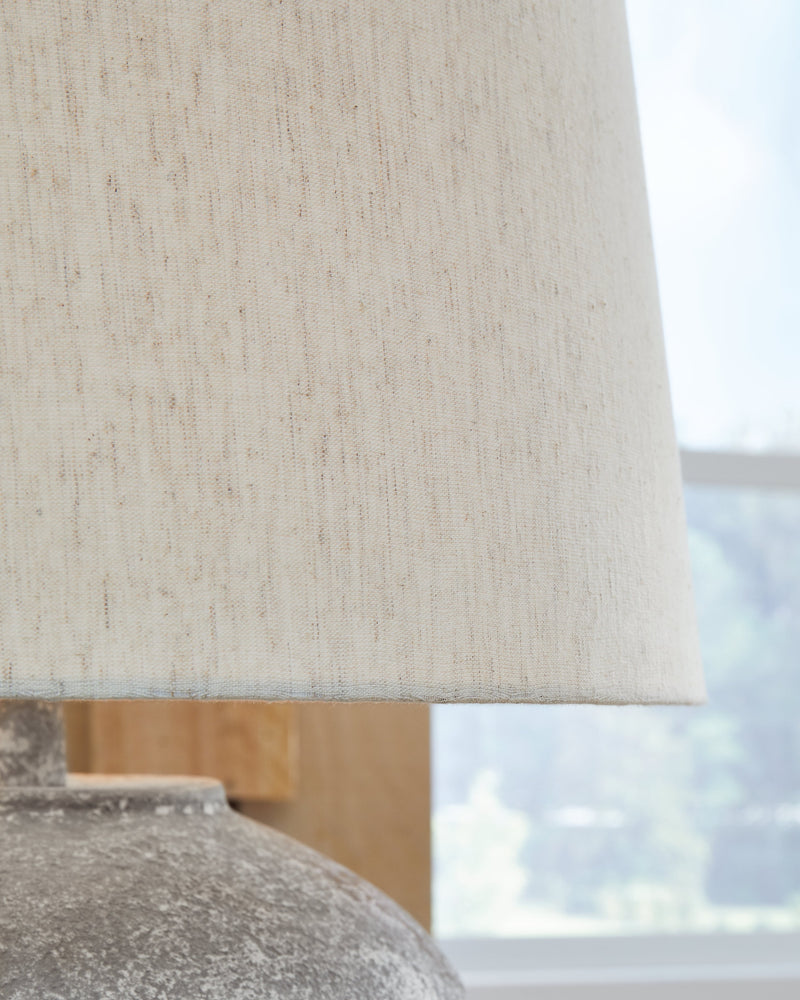 Dreward Table Lamp - Lara FurnitureTable Lamp