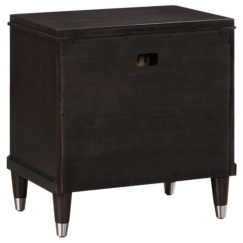 Emberlyn 4-piece Queen Bedroom Set Brown - 223061Q-S4