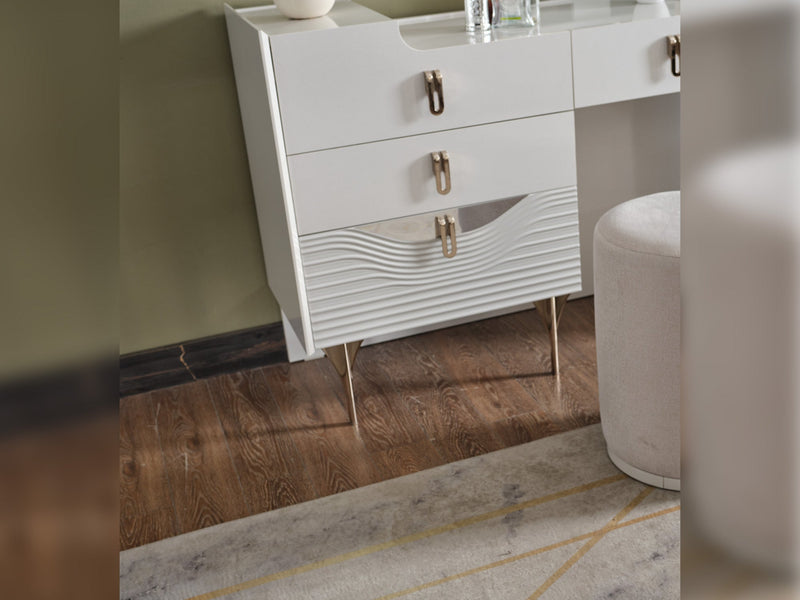 Esperanza Bedroom (Queen Frame With Headboard & Dresser With Mirror & Ottoman & 2 Nightstand) - 200-ELIF-ESP-A231-QBED-SET