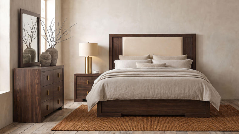 Etienne 4-piece Eastern King Bedroom Set Walnut - 225121KE-S4