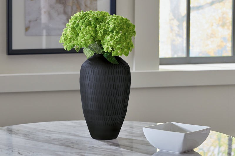 Etney Vase - Lara FurnitureVase