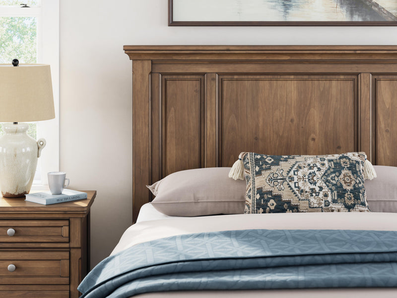Feddinger Queen Panel Bed with Dresser and Nightstand in Medium Brown - PKG022307