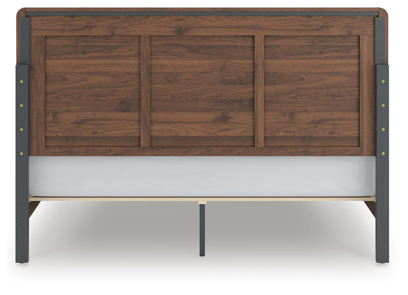 Fortlorn King Panel Bed, Dresser, Mirror and Chest - B386B15