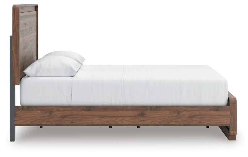 Fortlorn Walnut Brown Queen Panel Bed - PCB386B2