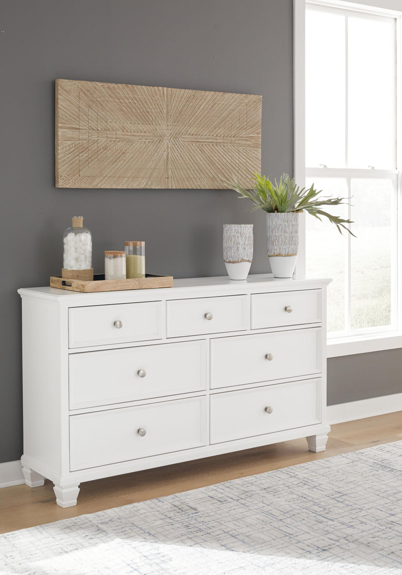 Fortman White King Panel Bed, Dresser and 2 Nightstands - B680B15