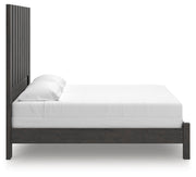 Fraluna King Panel Bed, Dresser and Nightstand in Charcoal - PKG021669