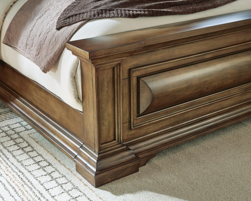 Frantanna Brown California King Panel Bed - PCB949B7