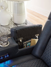 Fyne-Dyme Sapphire Power Recliner - 3660313