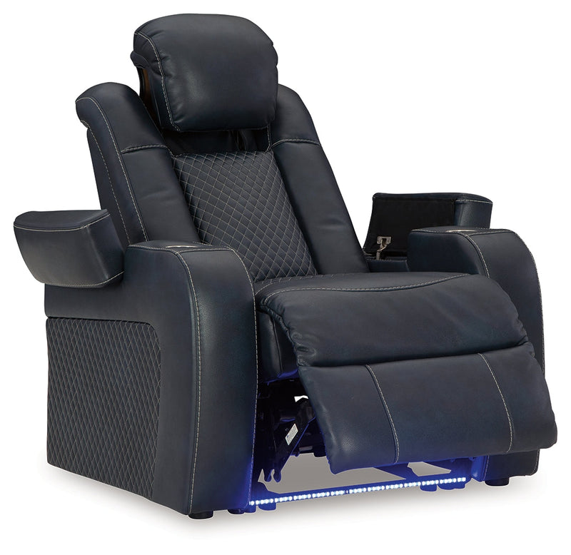 Fyne-Dyme Sapphire Power Recliner - 3660313