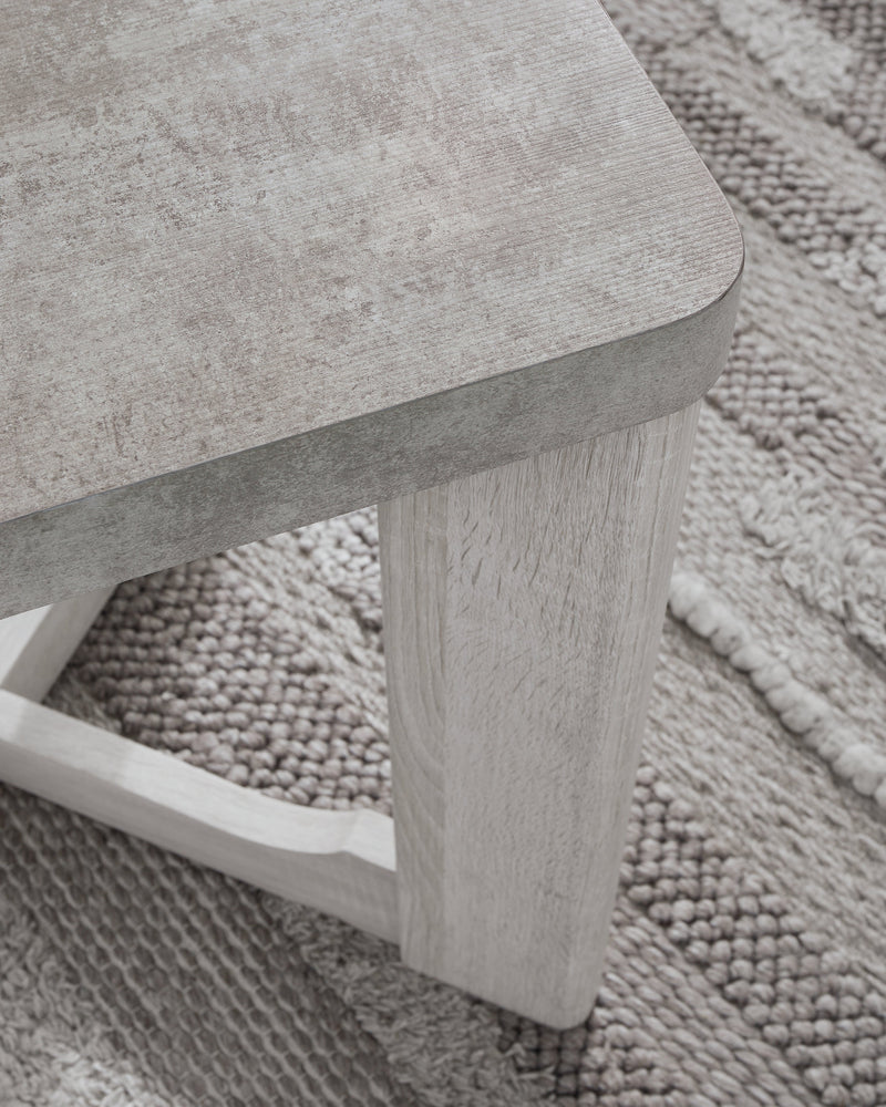 Garnilly Table (Set of 3) - Lara FurnitureOccasional Table Set