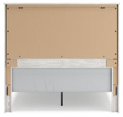 Gerridan Queen Panel Bed with Mirrored Dresser in White/Gray - PKG017958