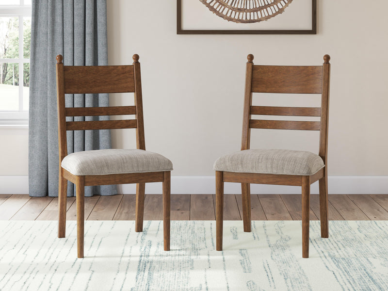 Greddinton Extension Dining Table and 4 Chairs - PCD824D7