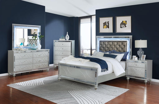Gunnison 5-piece California King Bedroom Set Silver Metallic - 223211KW-S5