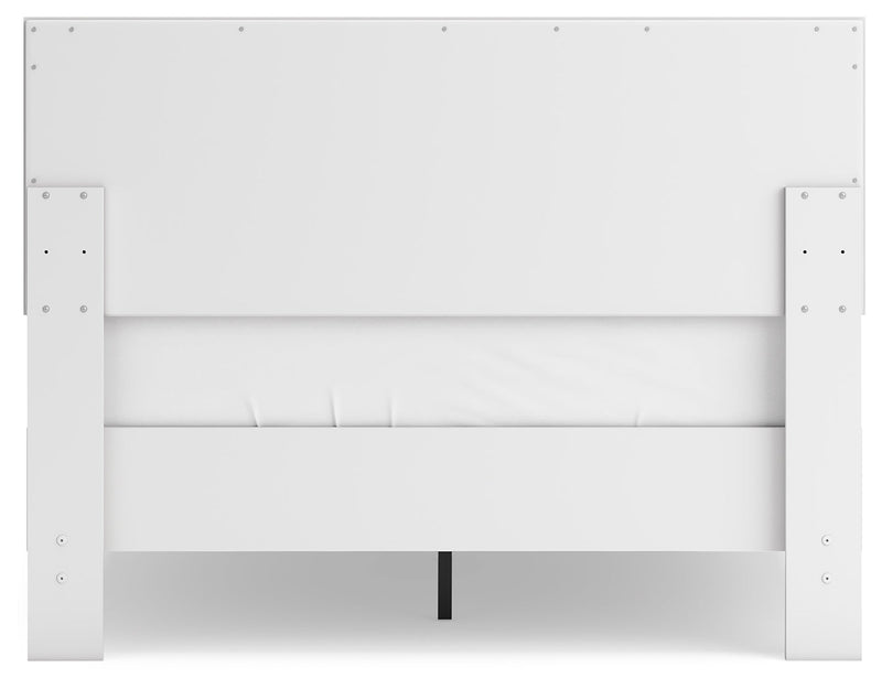 Hallityn Full Panel Headboard with Dresser, Chest and 2 Nightstands in White - PKG019034