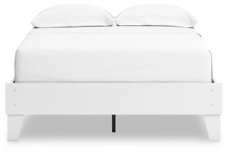 Hallityn Full Platform Bed with Dresser, Chest and 2 Nightstands in White - PKG019024