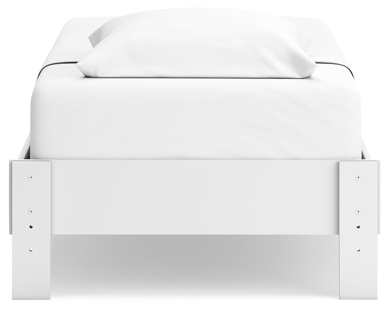 Hallityn Twin Platform Bed with Dresser and Chest in White from Ashley - Lara Furniture