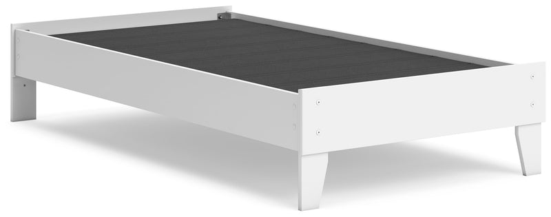 Hallityn Twin Platform Bed with Dresser and Chest in White from Ashley - Lara Furniture
