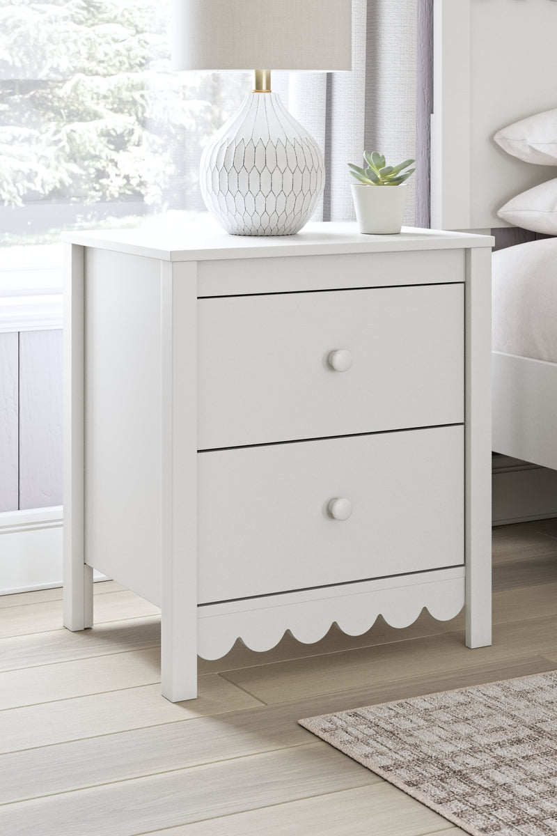 Hallityn Twin Tent Bed with Nightstand in White - PKG018964