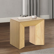 Harold End Table - LV03786