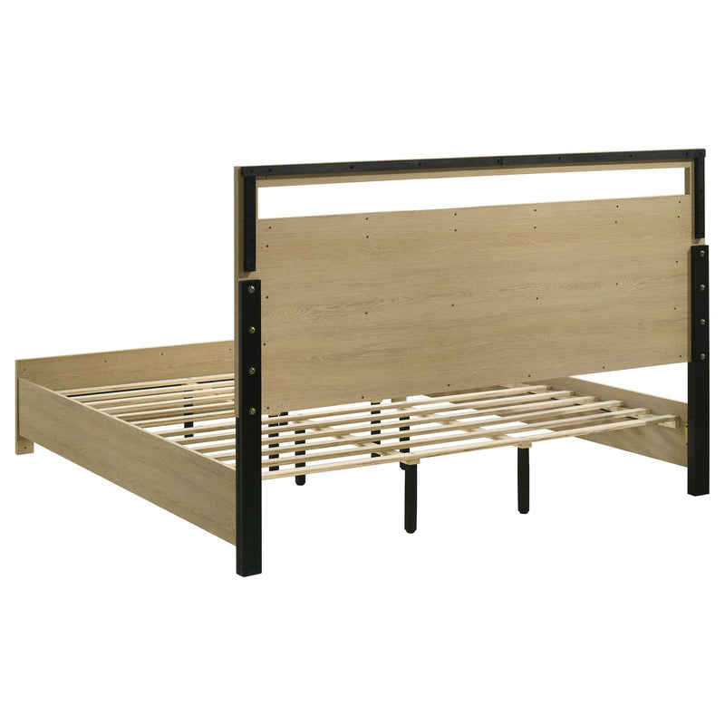 Hendricks 4-piece California King Bedroom Set Light Oak - 222651KW-S4