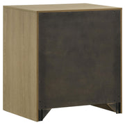 Hendricks 4-piece Queen Bedroom Set Light Oak - 222651Q-S4