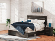 Hollivern King Panel Bed, Dresser and Nightstand in Dark Gray - PKG021621