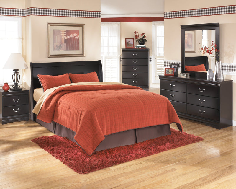 Huey Vineyard Queen Sleigh Headboard Bed with Mirrored Dresser, Chest and Nightstand in Black from Ashley - Lara Furniture