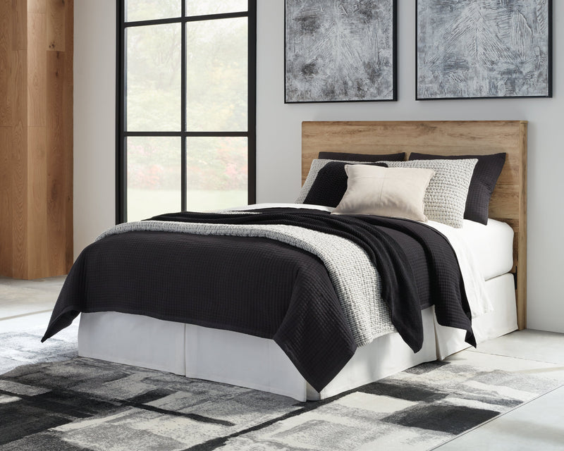 Hyanna Queen Panel Headboard with Mirrored Dresser and 2 Nightstands in Tan Brown from Ashley - Lara Furniture