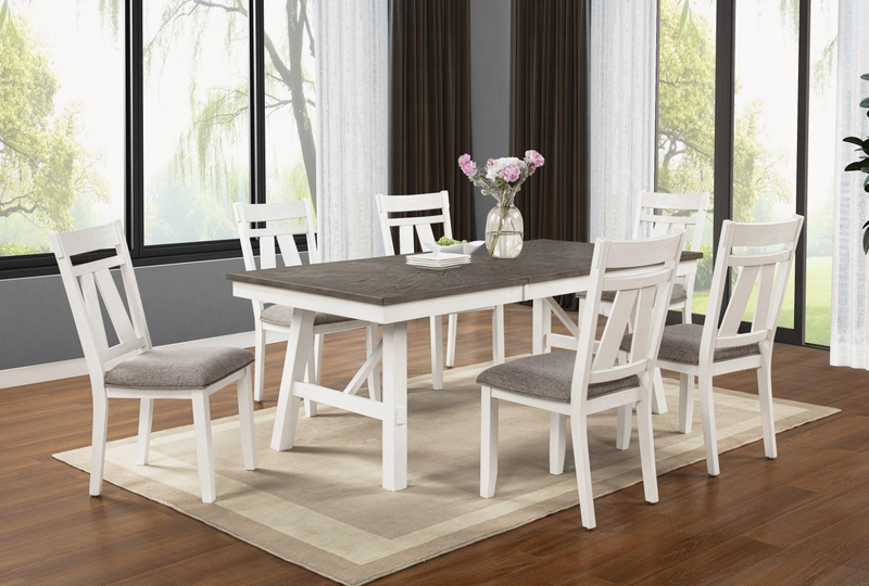Lindsy Rectangular Dining Room Set